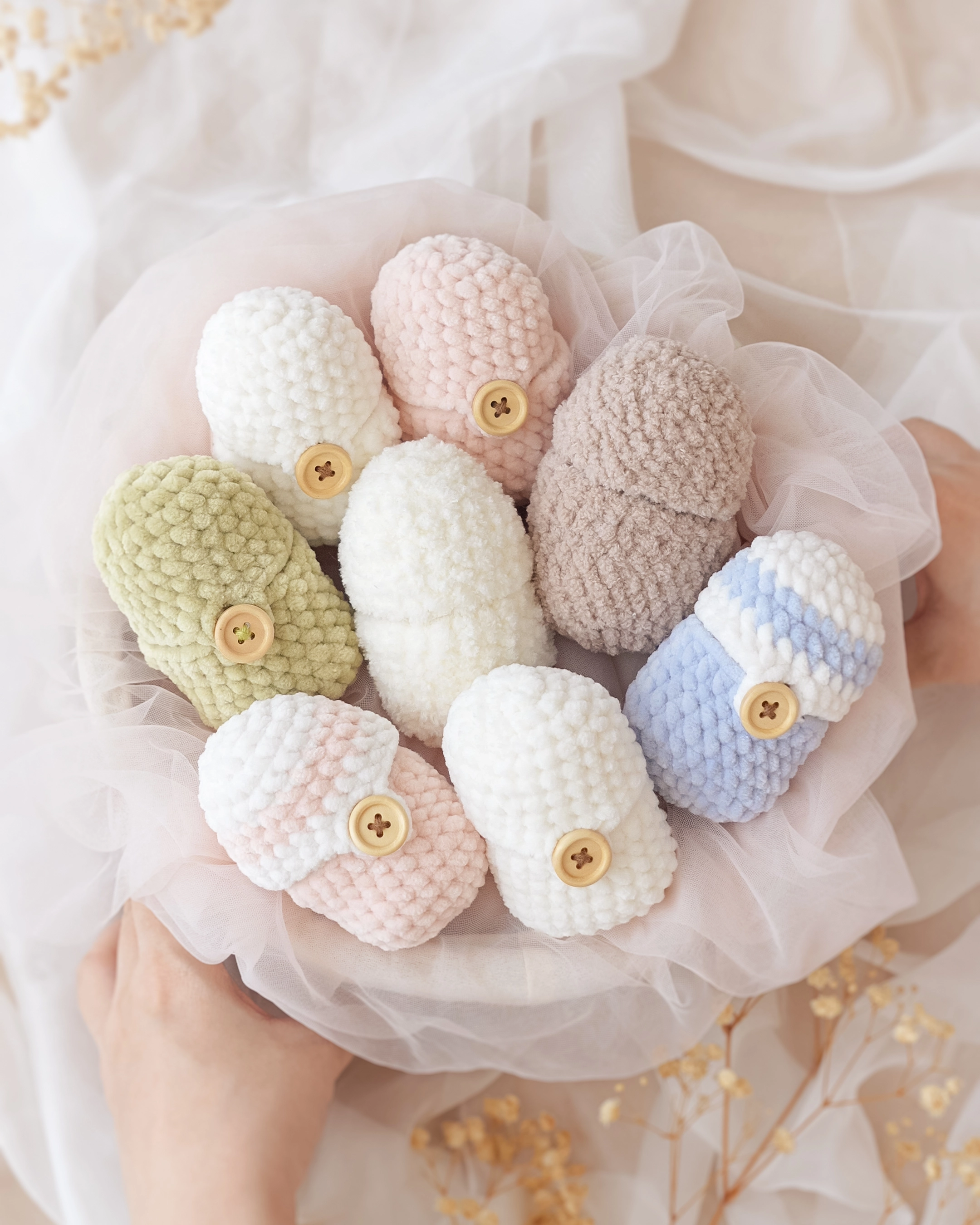 Free Hatching Easter Egg Crochet Pattern