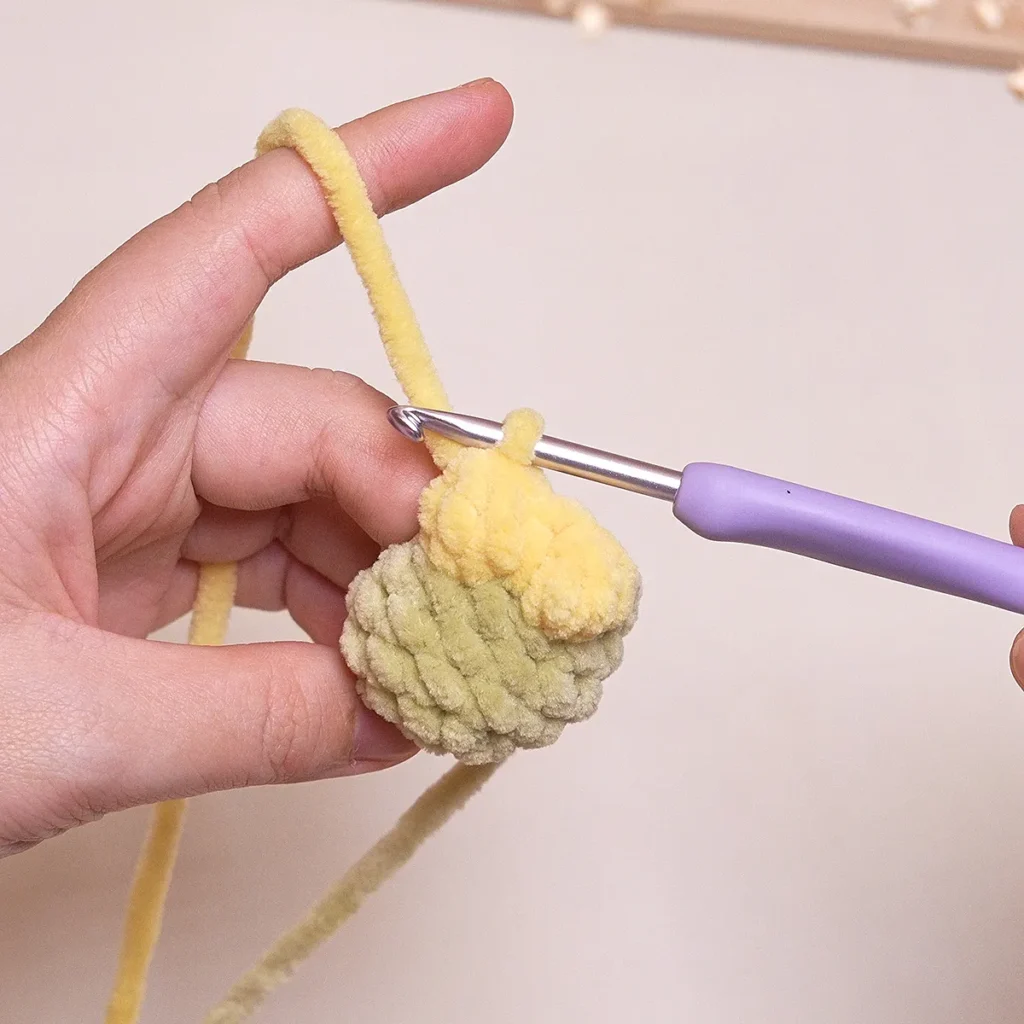 Free Crochet Pattern Cozy Cocoon for Caterpillar Amigurumi Greenfrogcrochet